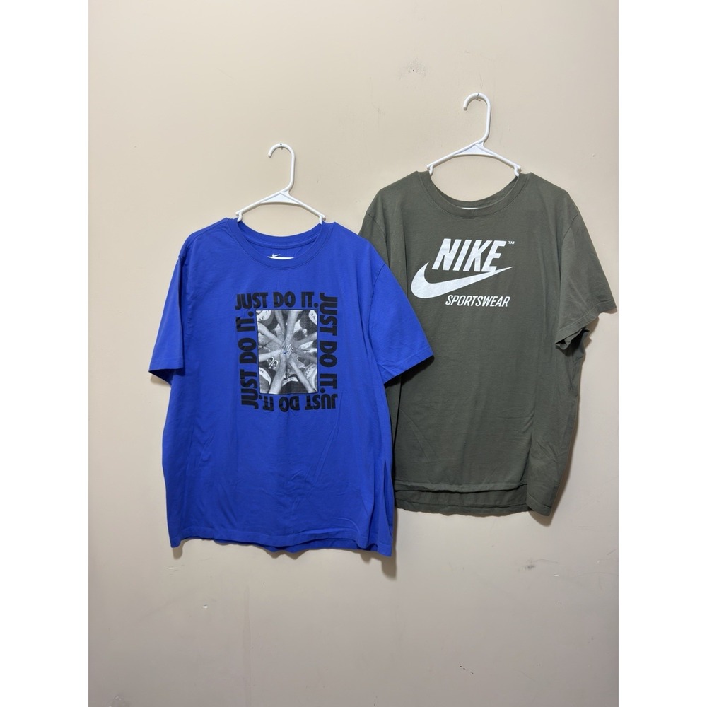 Nike Tee Size XXL Mens T-shirt Lot of 2 Blue Graphic And Green Nike Swoosh